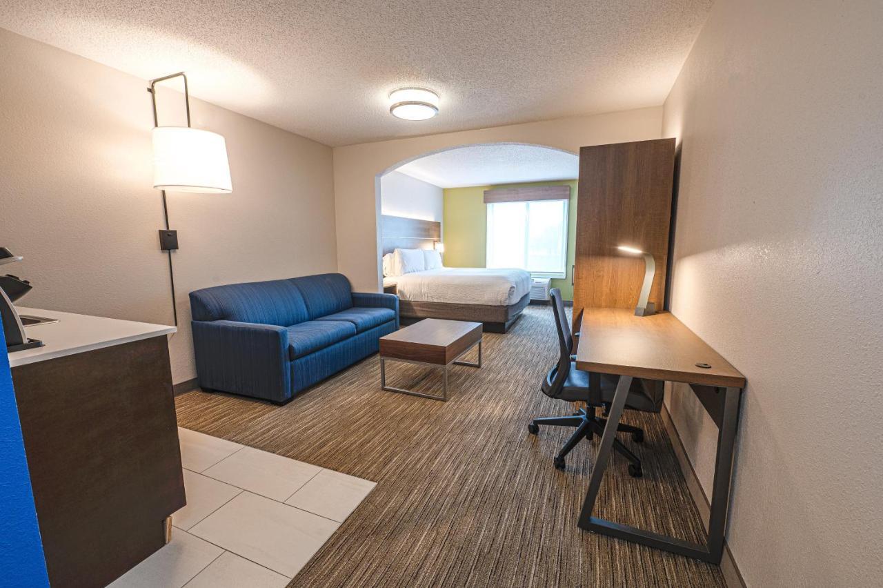 Holiday Inn Express Hotel & Suites Goshen By Ihg Esterno foto