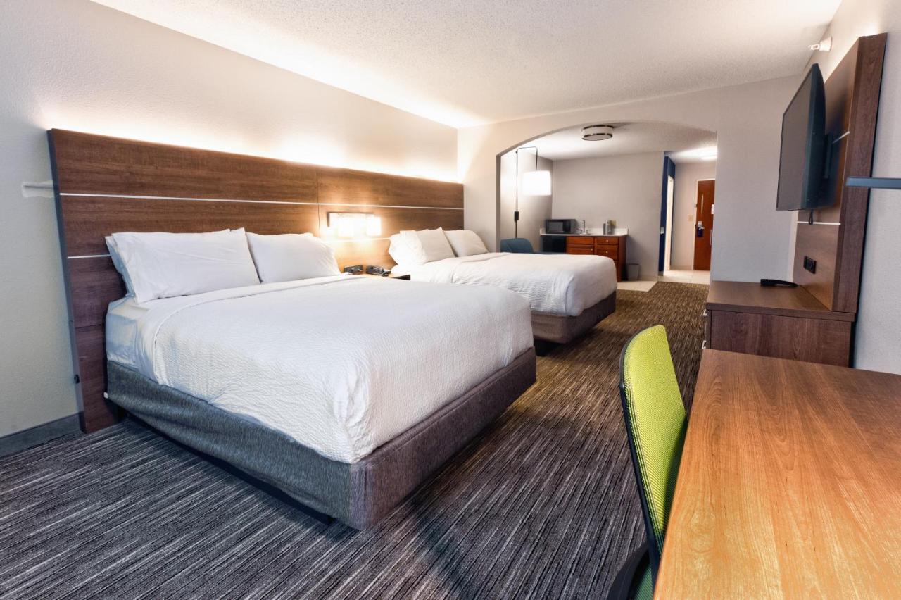 Holiday Inn Express Hotel & Suites Goshen By Ihg Esterno foto