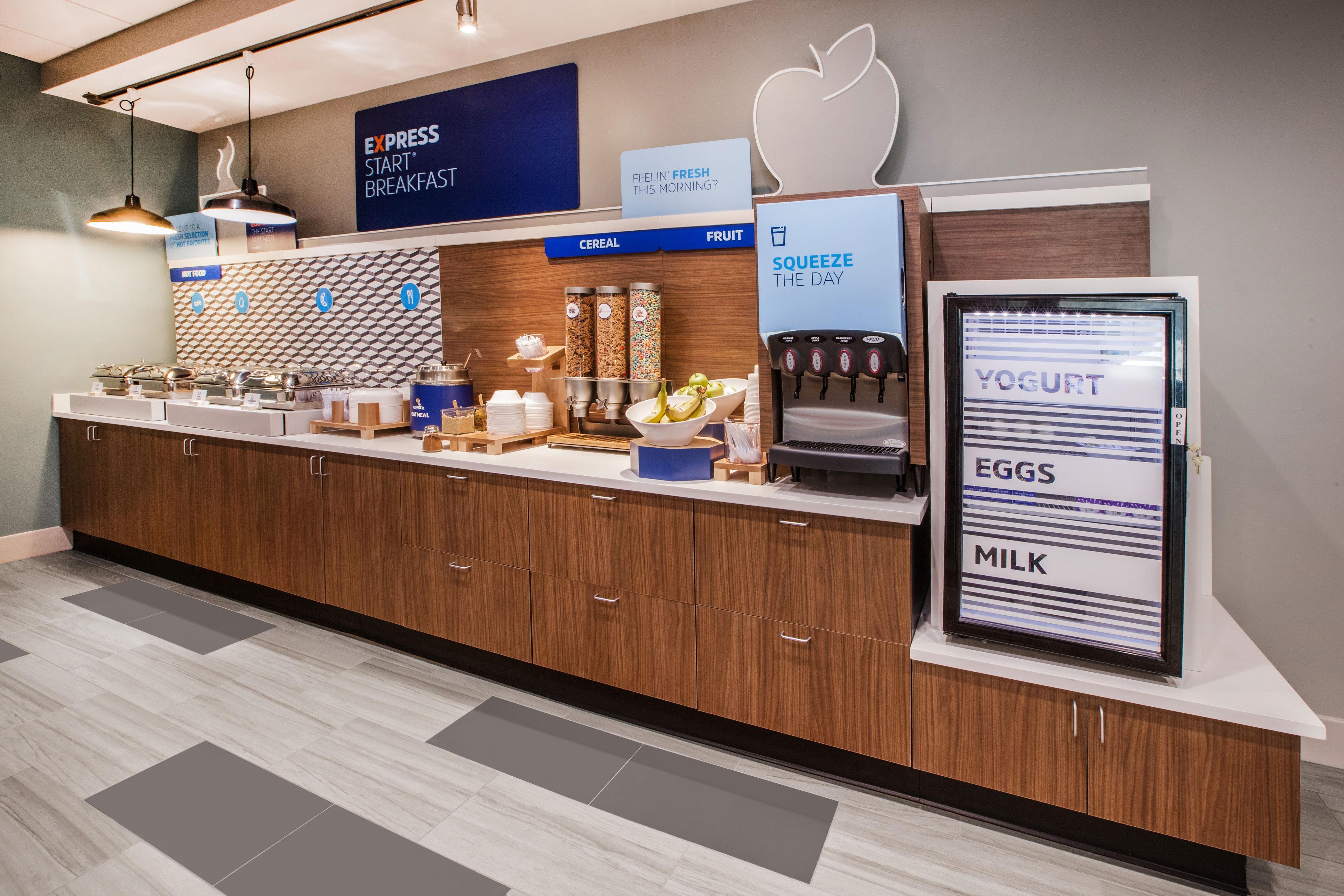Holiday Inn Express Hotel & Suites Goshen By Ihg Esterno foto