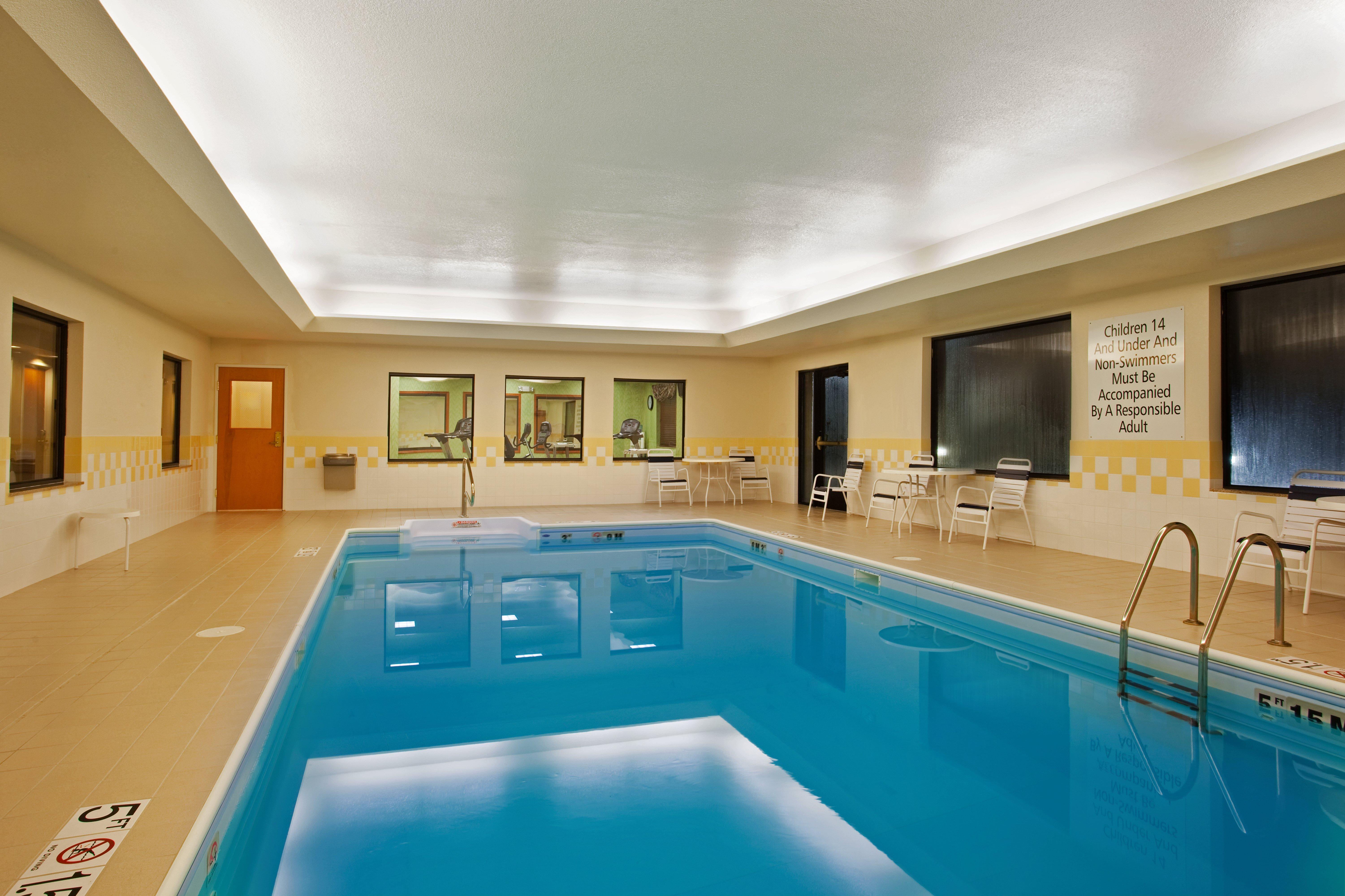 Holiday Inn Express Hotel & Suites Goshen By Ihg Esterno foto