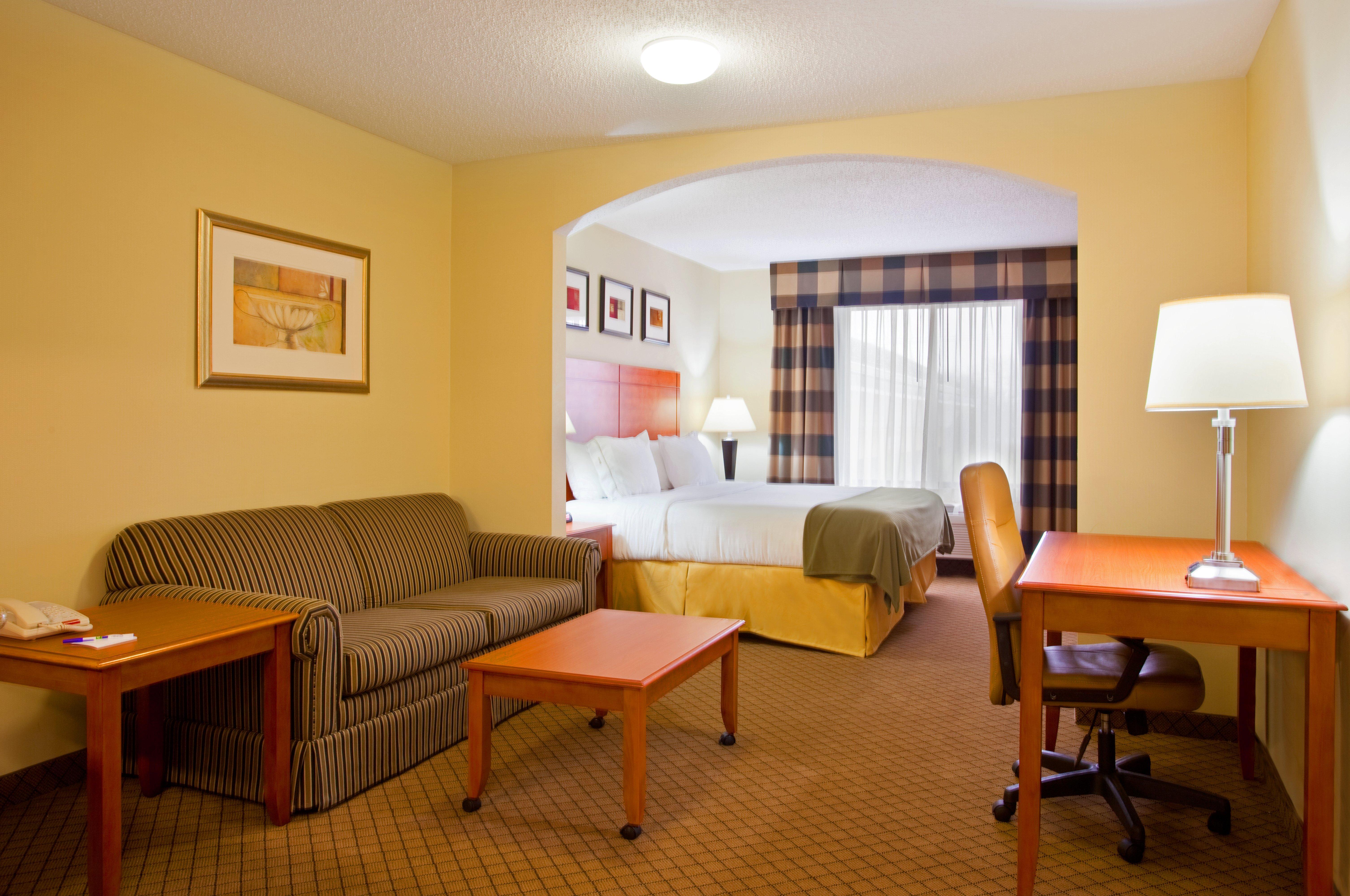 Holiday Inn Express Hotel & Suites Goshen, An Ihg Hotel Esterno foto